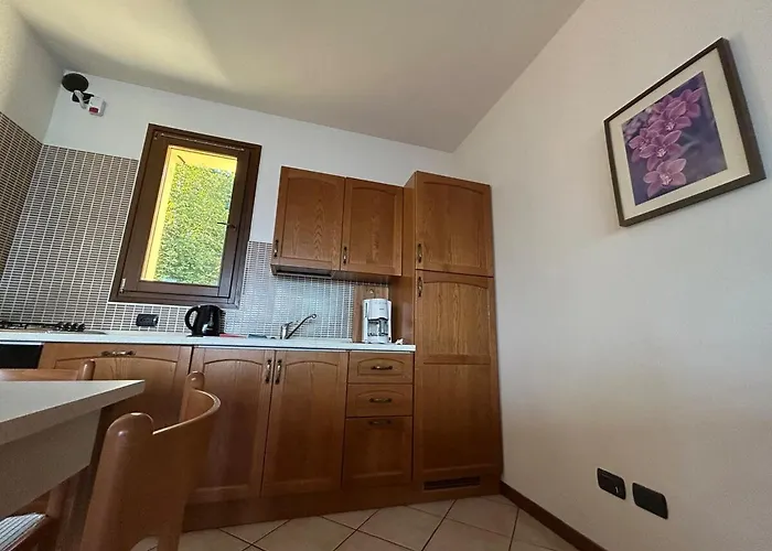 Lily Apartment, Stunning View Апартаменты Morbio