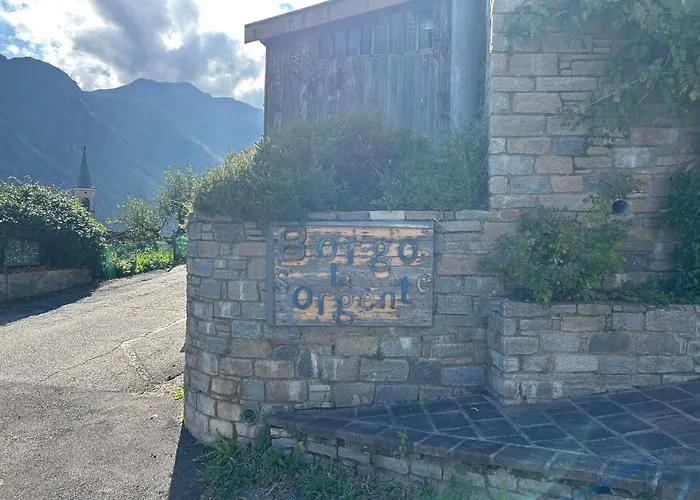 Lily Apartment, Stunning View Апартаменты *